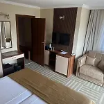 Hotel Family Radiana 2*
