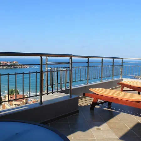 Hotel Family Radiana 2*