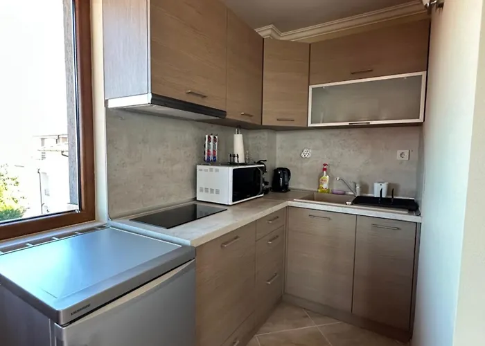 Family Radiana Хотел 2*