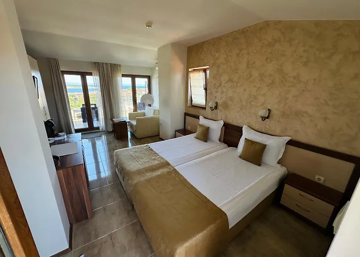 Хотел Family Radiana Созопол