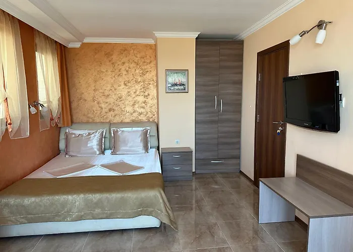 Хотел Family Radiana Созопол