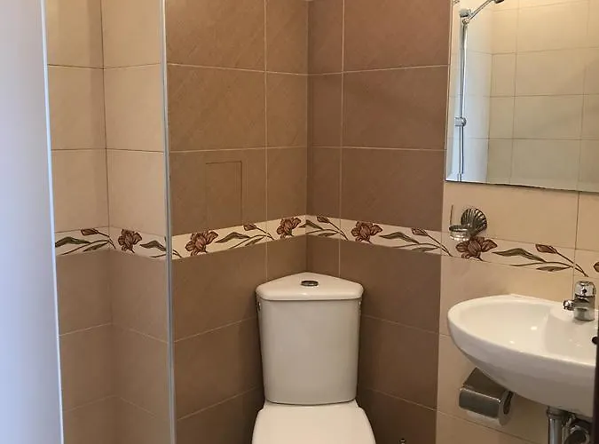 Хотел Family Radiana